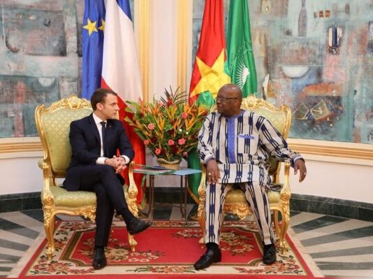 Did Macron cause a « diplomatic incident » during his visit to Ouagadougou?